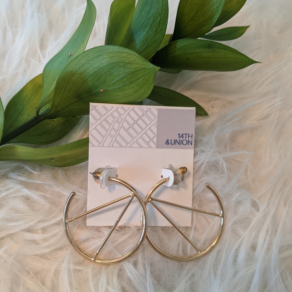 Nordstrom 14th & Union l NWT Gold Tone Hoo…